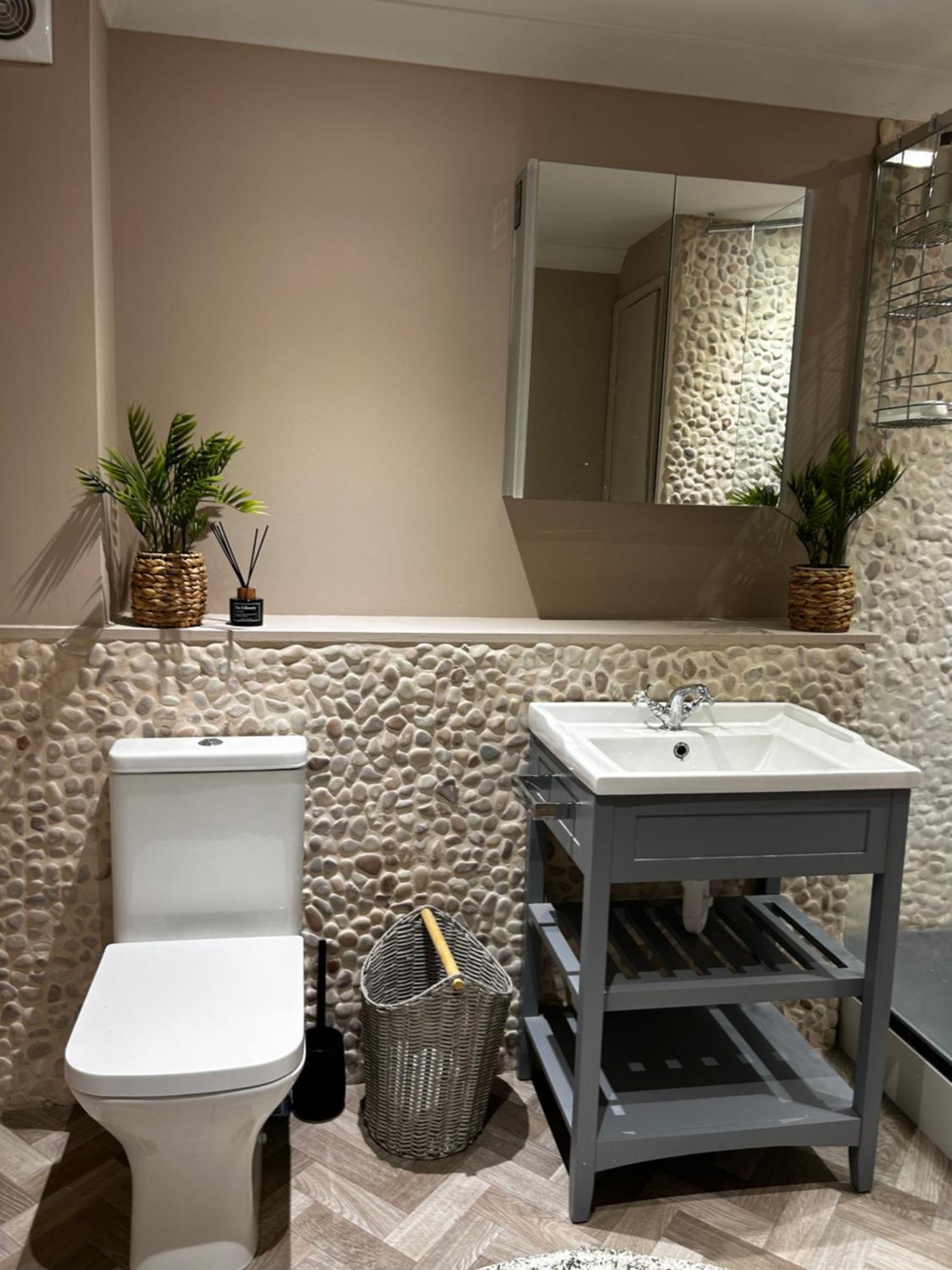 뉴키 Pentire Headland Retreat 아파트 외부 사진